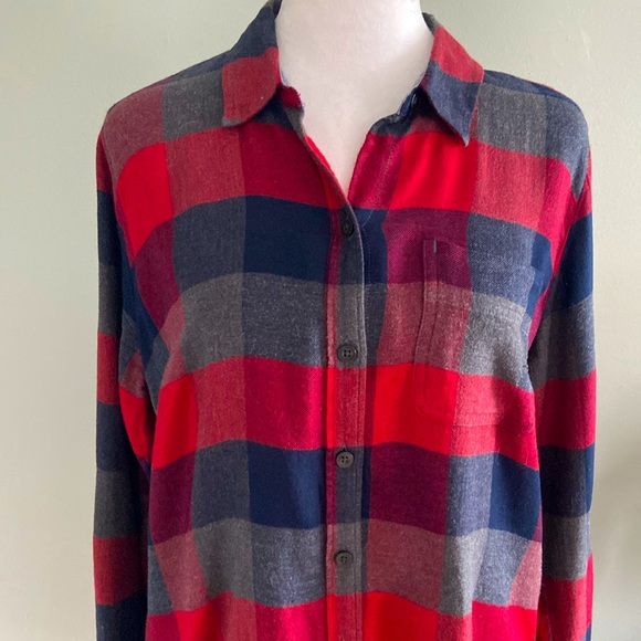 Lucky Brand Plaid Flannel with Button Details EUC Size S - Picture 2 of 6